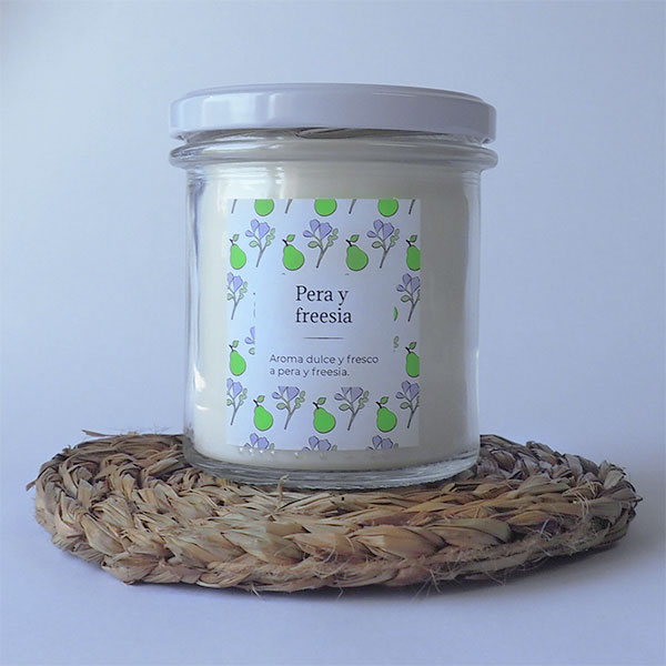 Vela de Pera y Freesia
